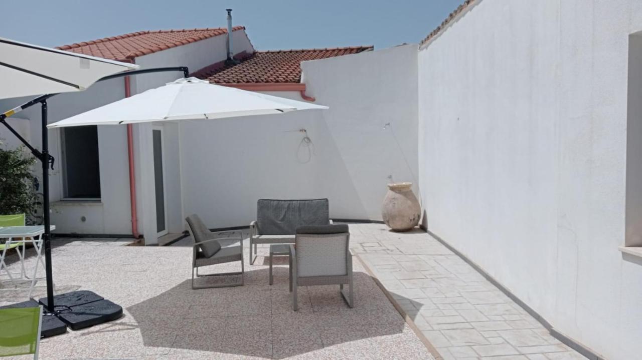 B. Sinis Acomodação com café da manhã Càbras Exterior foto